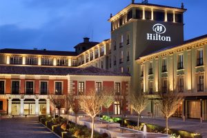 Hôtel Hilton : des serrures connectées