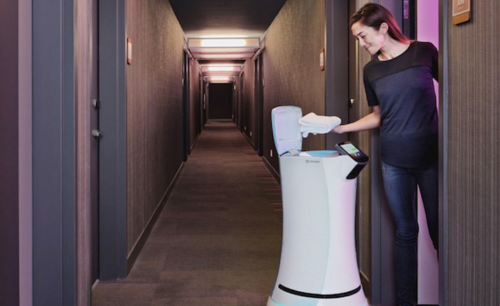 SaviOne, un robot pour l'hotel