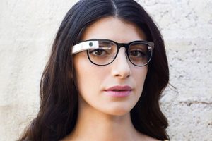 Google Glass s'associe avec Intel