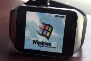 Smartwatch Windows 95, montre connectée