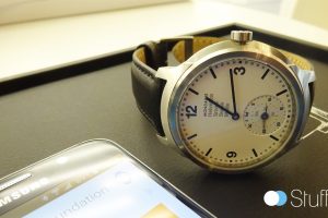 La smartwatch Mondaine