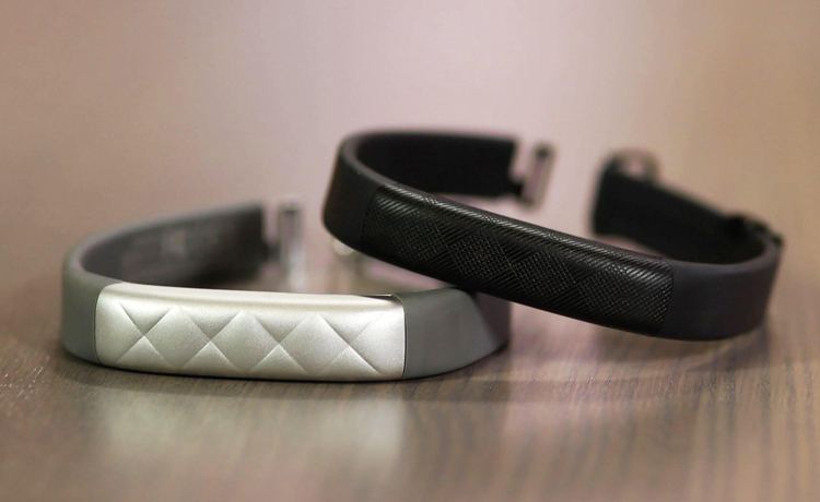 Comparatif Jawbone UP2, UP3 et UP4