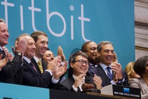 Fitbit explose les attentes des analystes
