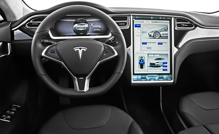 La Tesla Model 3 présentée en mars 2016