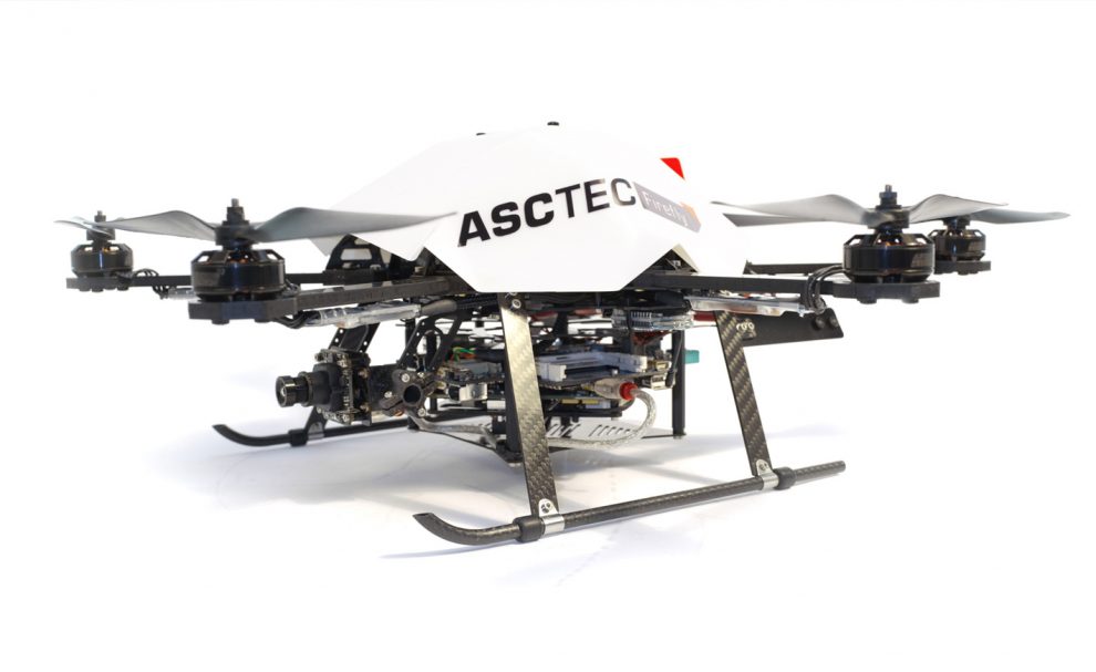 Un drone Ascending Technologies