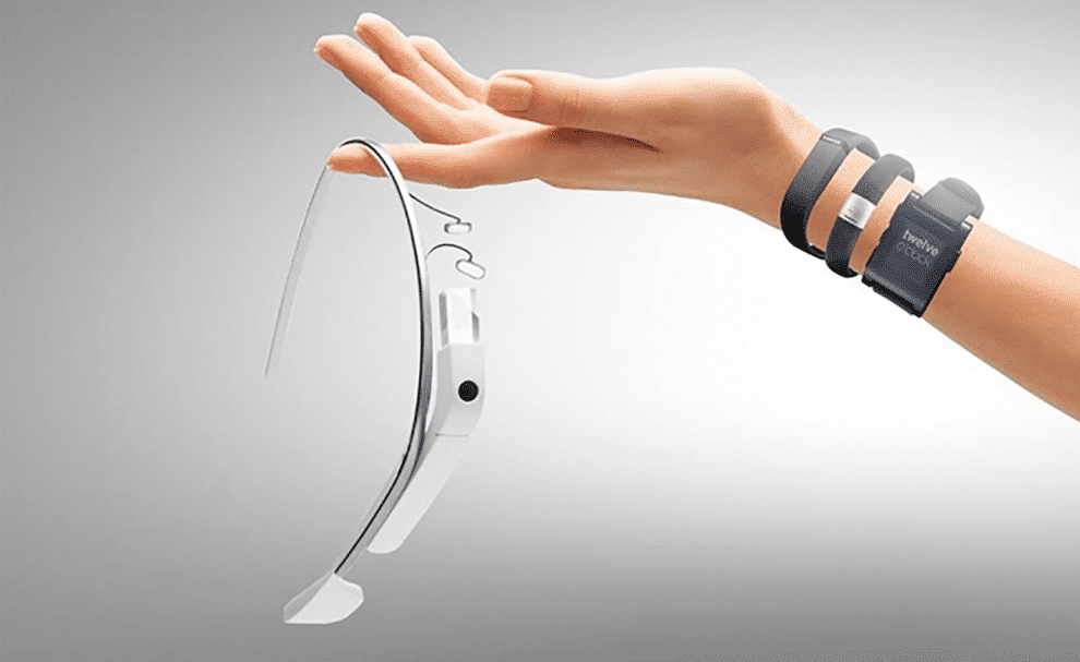 Google Glass et bracelets connectés