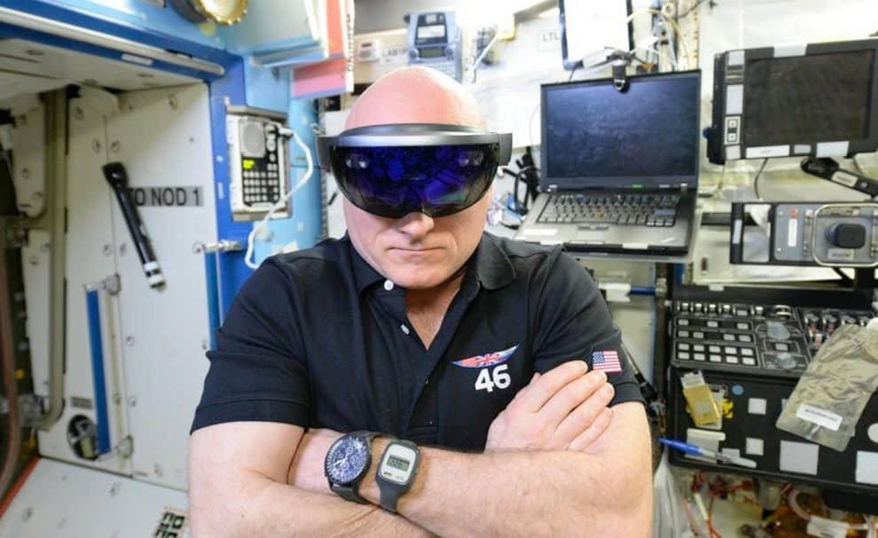 Hololens astronaute