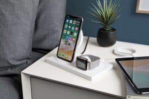 Le Wireless Charging Dock Belkin