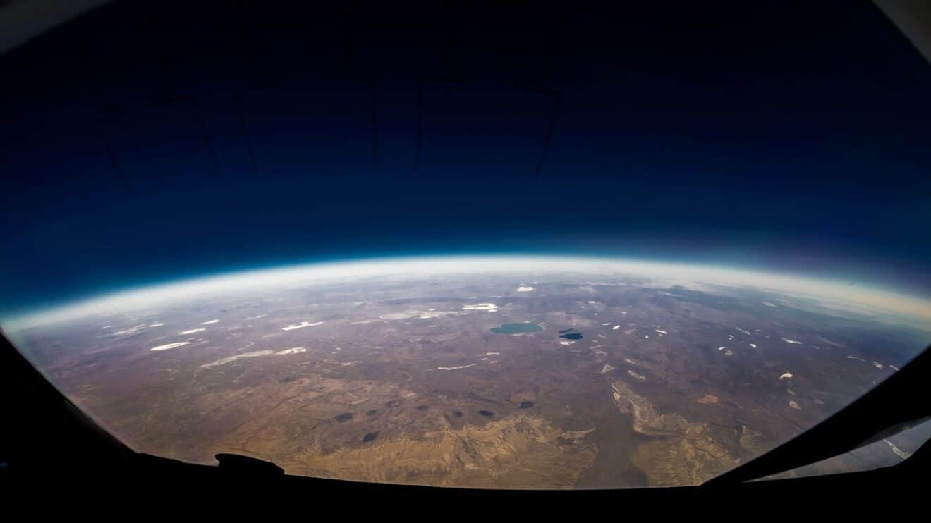 tourisme spatial à bord de ballon stratosphérique